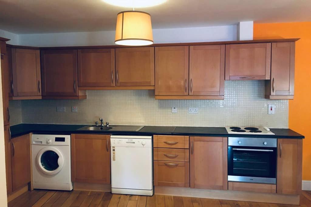 Apartment 4, Clifden Bay Apartments エクステリア 写真