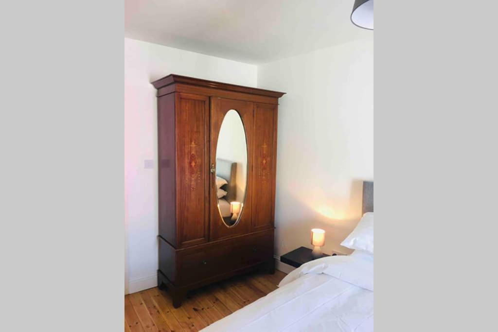 Apartment 4, Clifden Bay Apartments エクステリア 写真