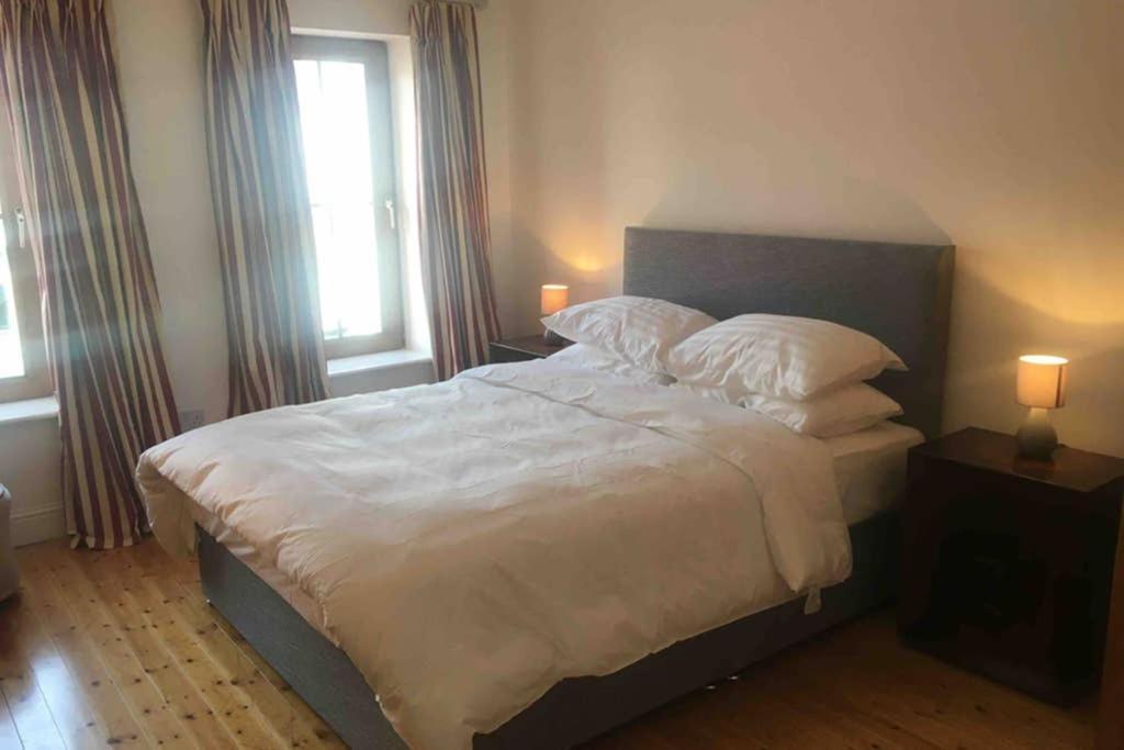 Apartment 4, Clifden Bay Apartments エクステリア 写真